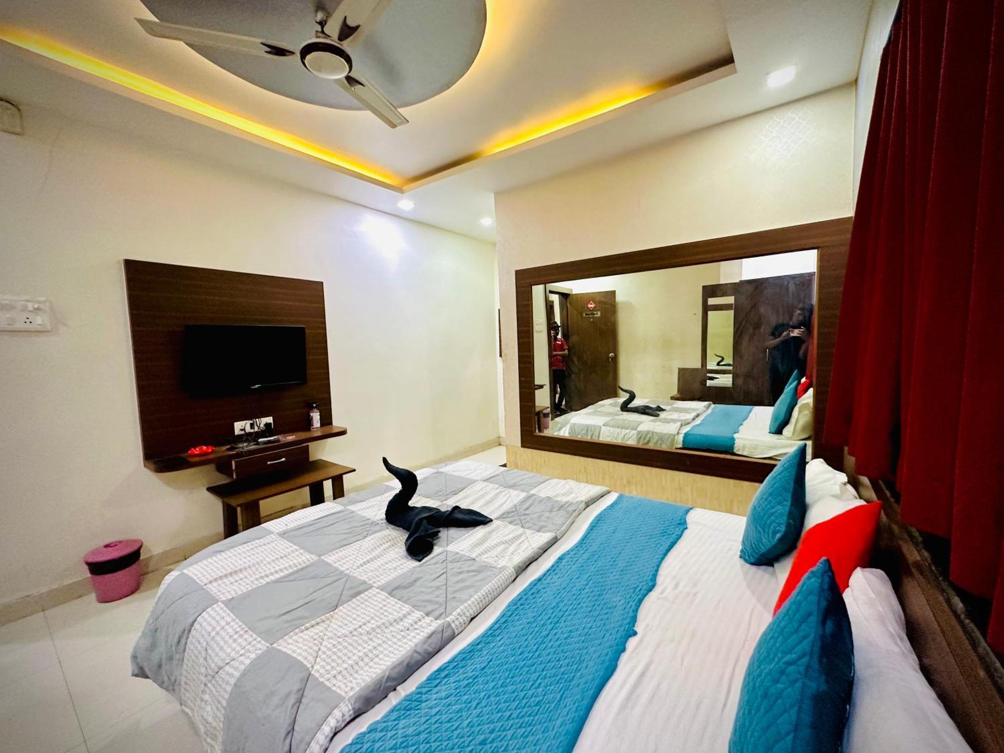 Hotel Sawai Executive Jadhavwadi Экстерьер фото