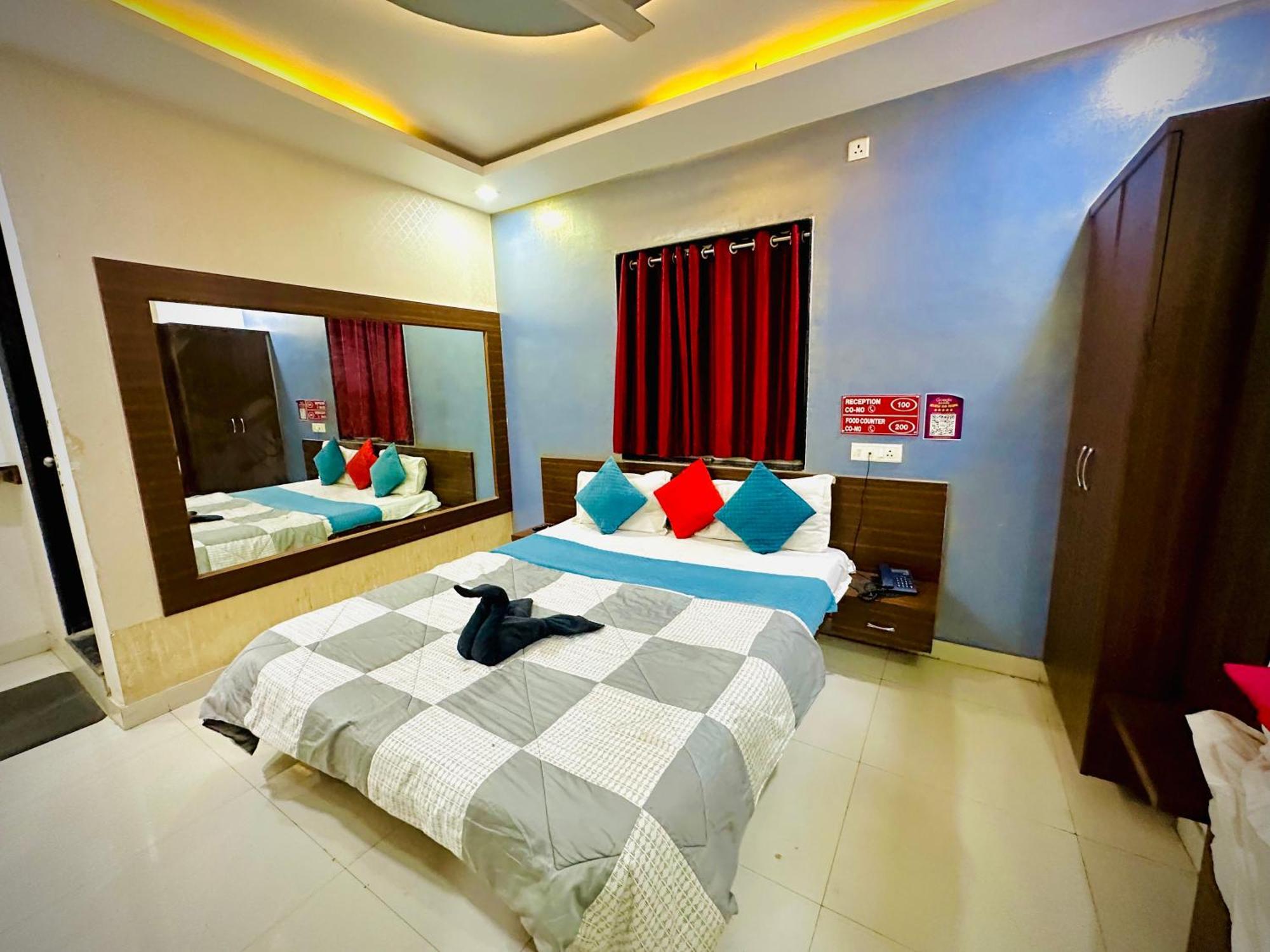 Hotel Sawai Executive Jadhavwadi Экстерьер фото
