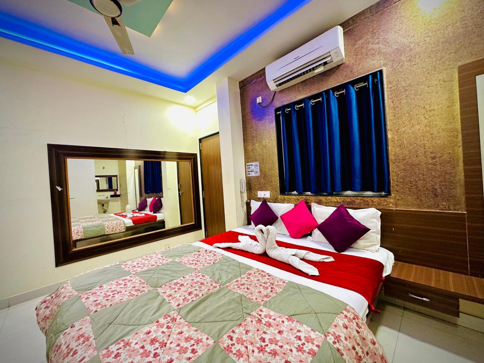 Hotel Sawai Executive Jadhavwadi Экстерьер фото