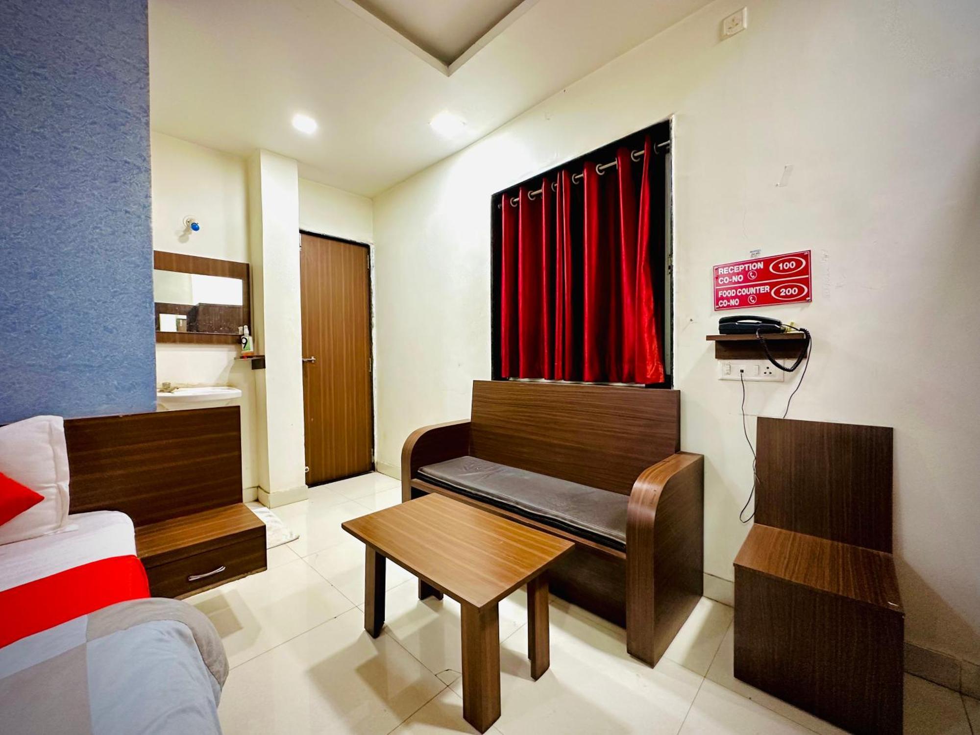 Hotel Sawai Executive Jadhavwadi Экстерьер фото