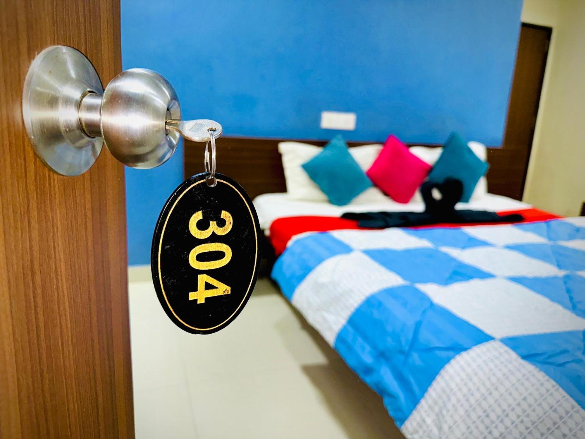 Hotel Sawai Executive Jadhavwadi Экстерьер фото